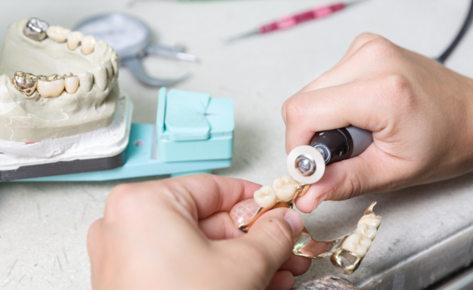 Iscrizione Elenco fabbricanti per i laboratori odontotecnici